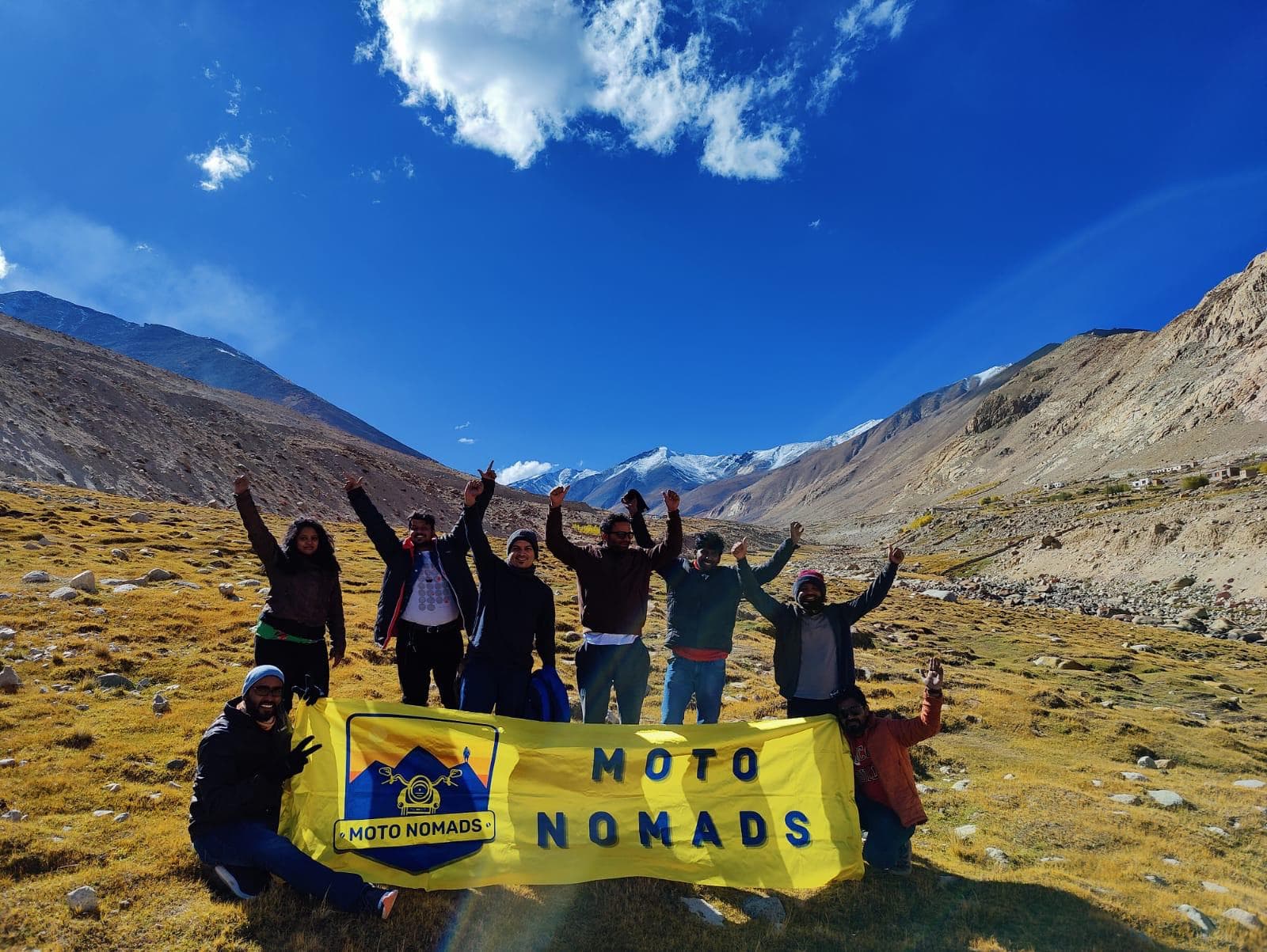 Moto Nomads - Adventure Riders